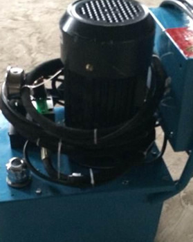 鉚接機脫模困難怎么辦？鉚接點容易撕裂怎么辦？